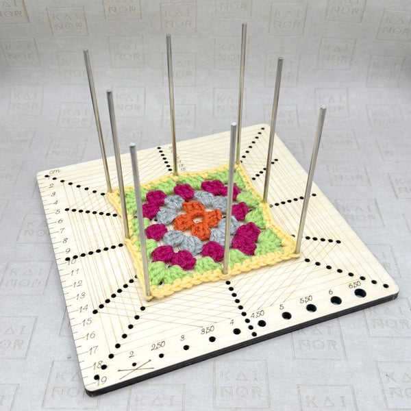 Blocking board with long steel rods, 19cm